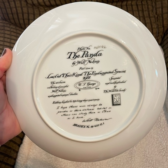 The Panda Will Nelson Vintage Last of Their Kind: The Endangered Species Plate - Picture 6 of 16